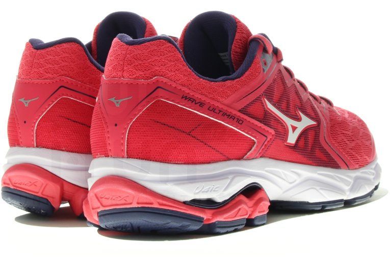 Mizuno Wave Ultima 10