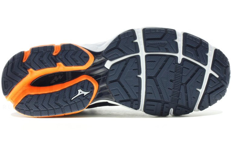 Mizuno Wave Ultima 11