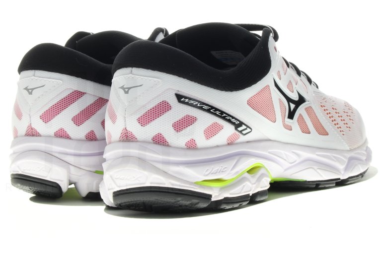 Mizuno Wave Ultima 11