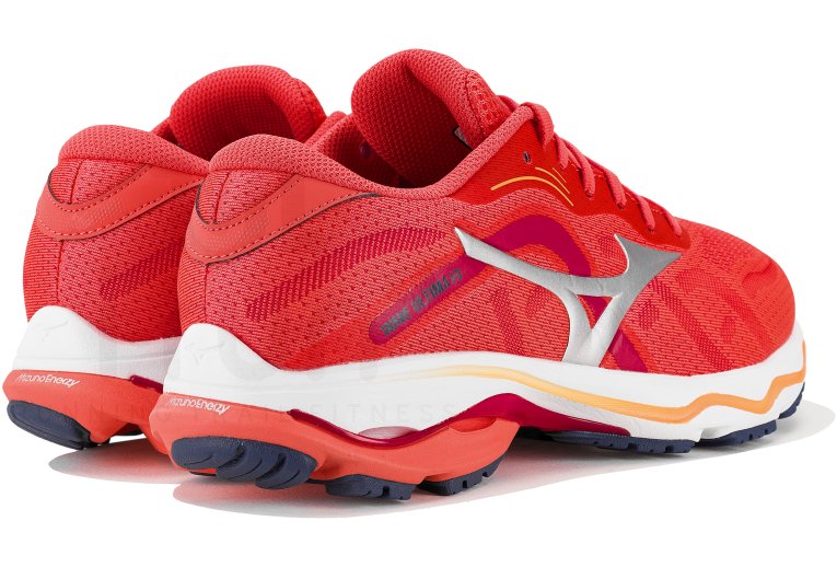 Mizuno Wave Ultima 13