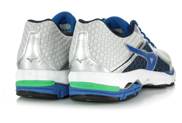 Mizuno Wave Ultima 6