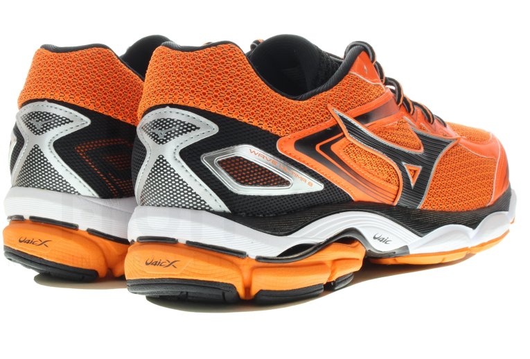 Mizuno Wave Ultima 8