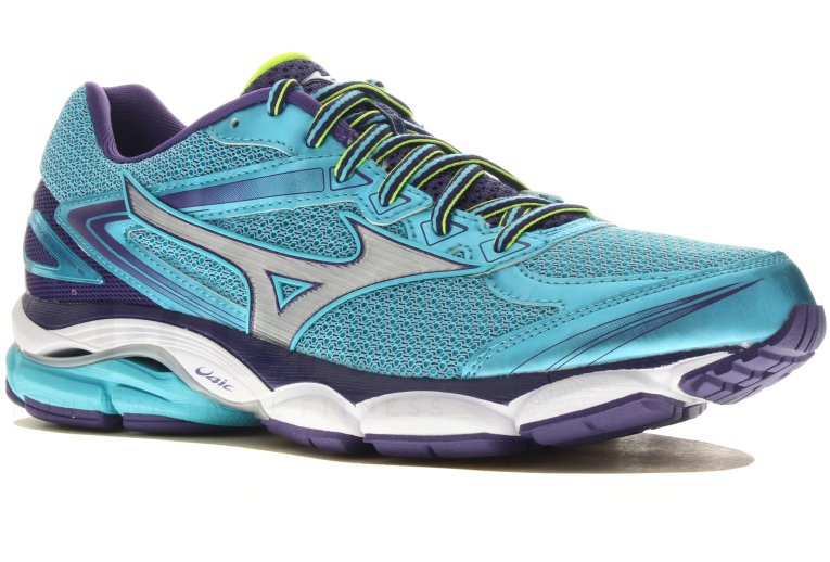 Mizuno Wave Ultima 8