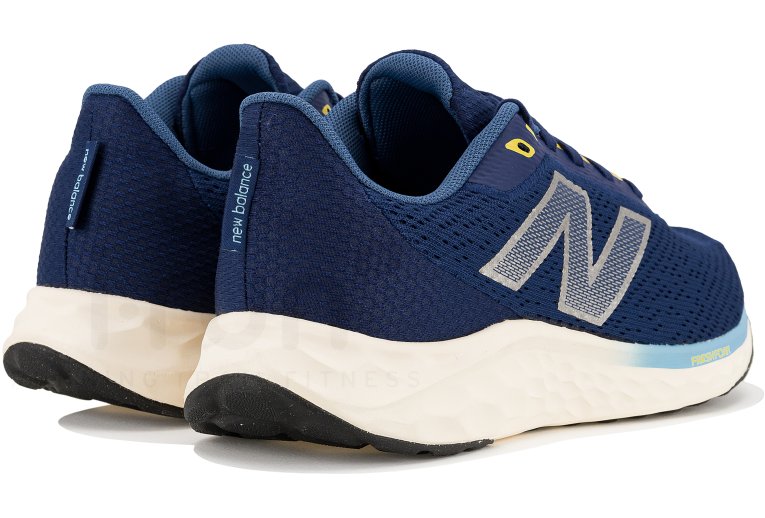 New Balance Arishi V4