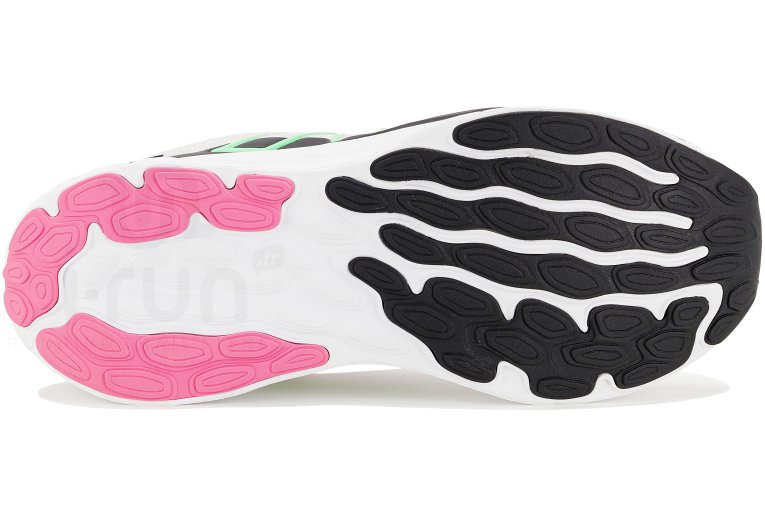 New Balance Fresh Foam 680 V8