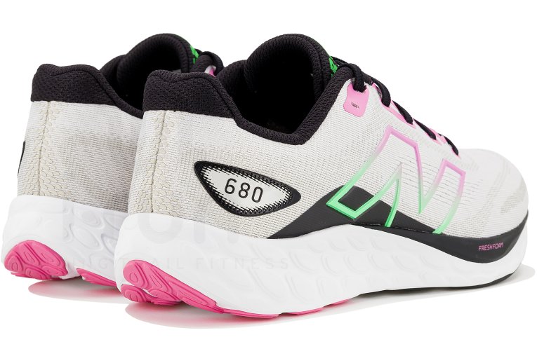 New Balance Fresh Foam 680 V8