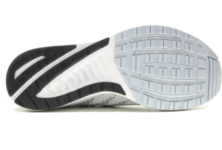 New Balance FuelCell Impulse