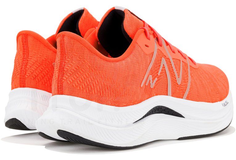 New Balance FuelCell Propel V4 Herren