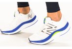 New Balance FuelCell Propel V4