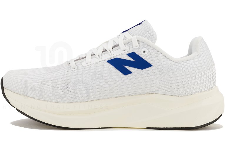 New Balance FuelCell Propel V5