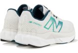 New Balance FuelCell Propel V5