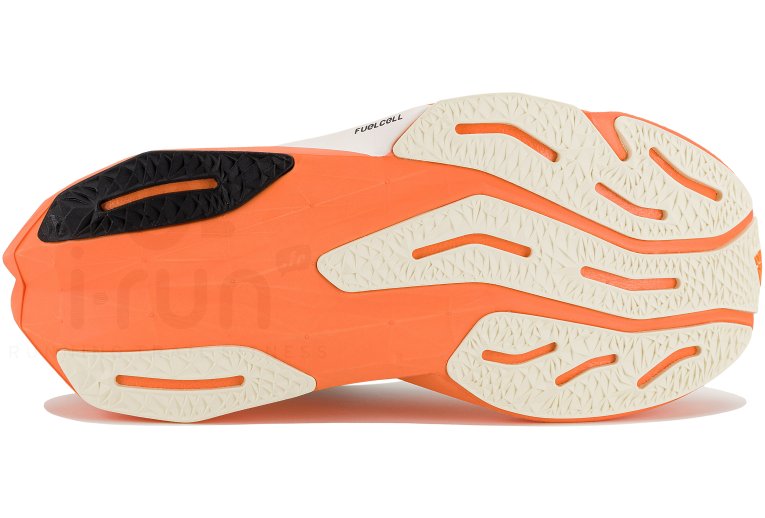 New Balance FuelCell Rebel V4
