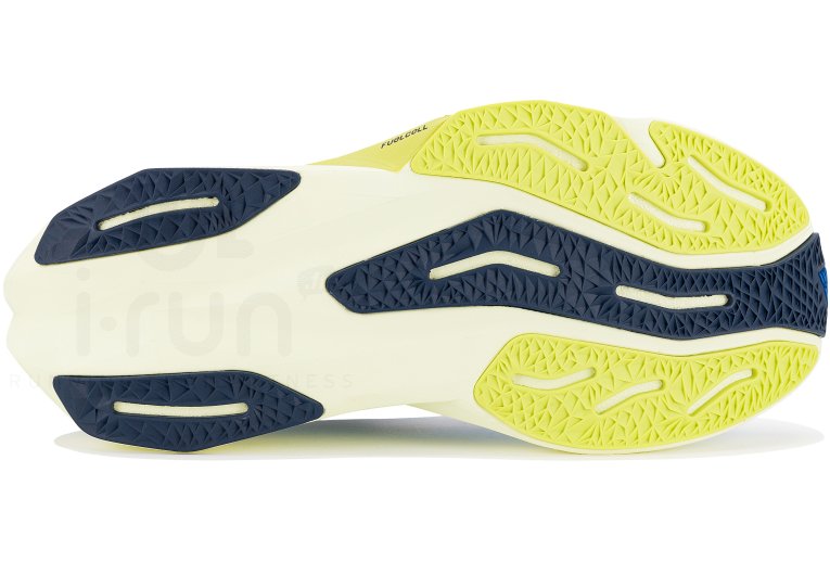 New Balance FuelCell Rebel V4