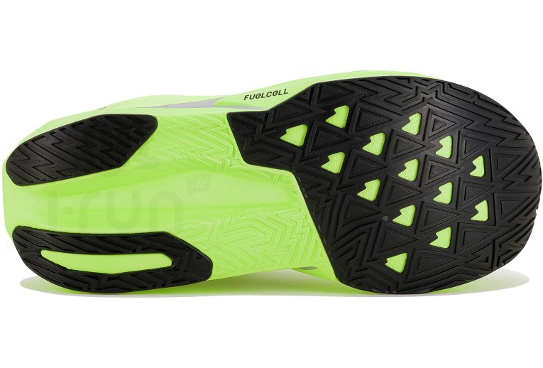 New Balance FuelCell Rebel V5