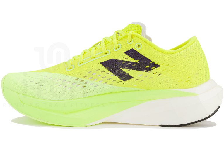 New Balance FuelCell SuperComp Pacer V2