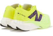 New Balance FuelCell SuperComp Pacer V2