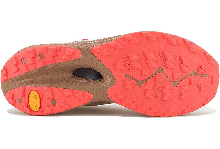 New Balance FuelCell SuperComp Trail