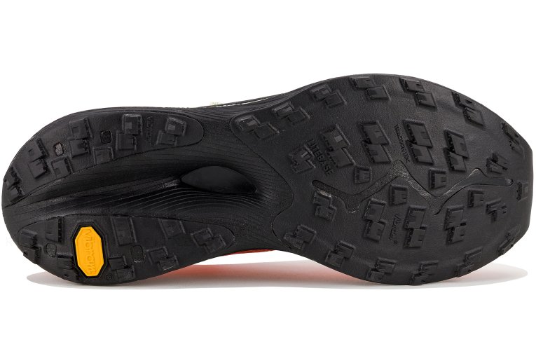 New Balance FuelCell SuperComp Trail