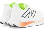 New Balance FuelCell SuperComp Trainer v2 M
