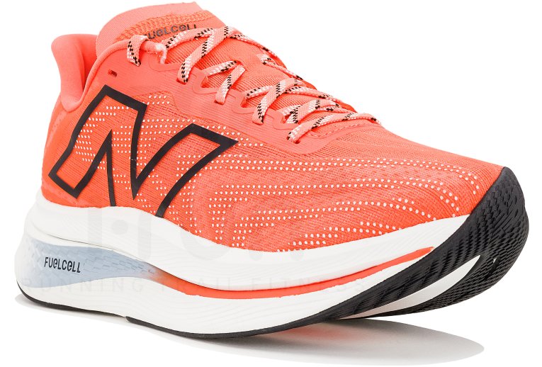 New Balance FuelCell SuperComp Trainer v2 Damen