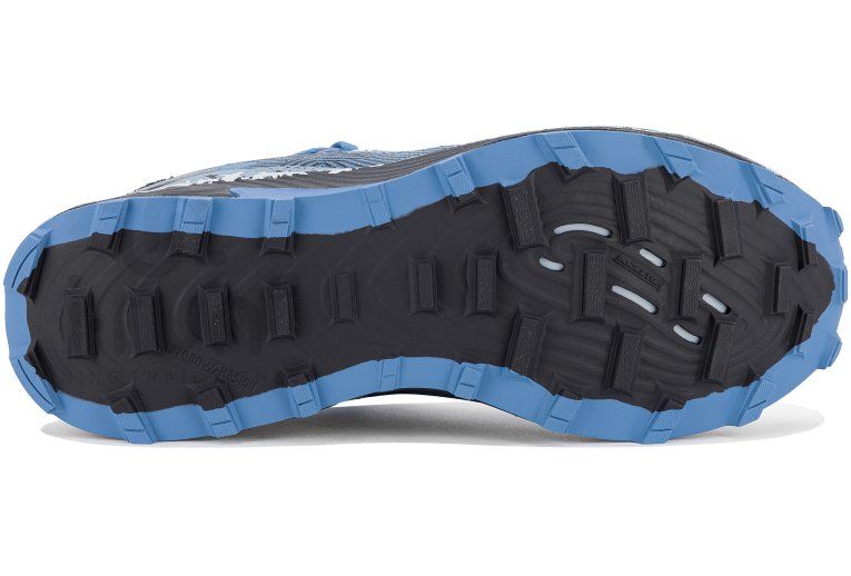 New Balance Summit Unknown V4