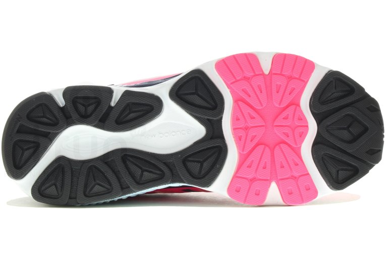 New Balance 670 V5-B