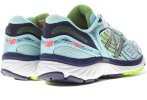 New Balance 860 v7 - B
