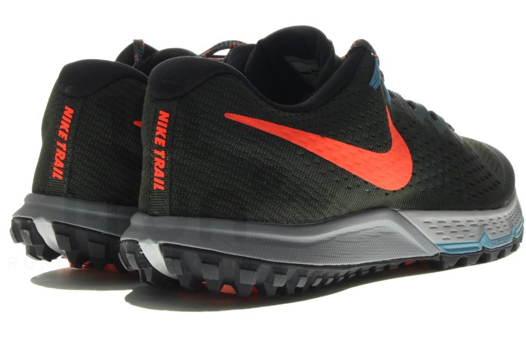Nike Air Zoom Terra Kiger 4