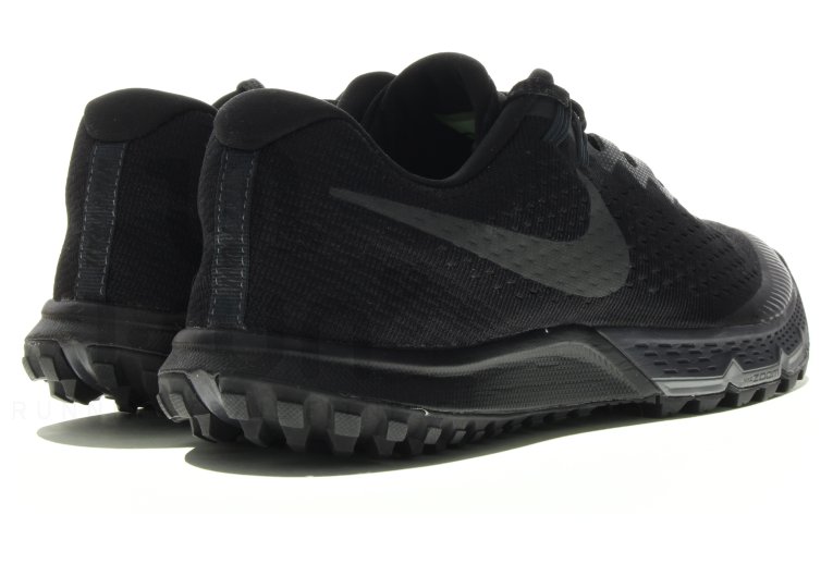 Nike Air Zoom Terra Kiger 4