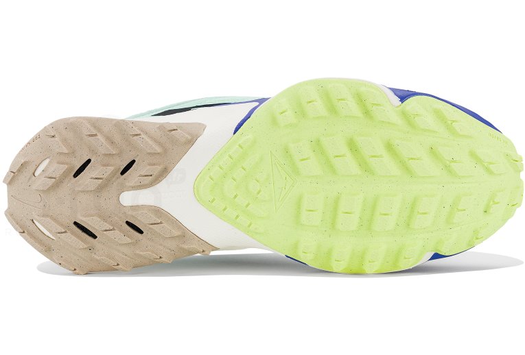 Nike Air Zoom Terra Kiger 8