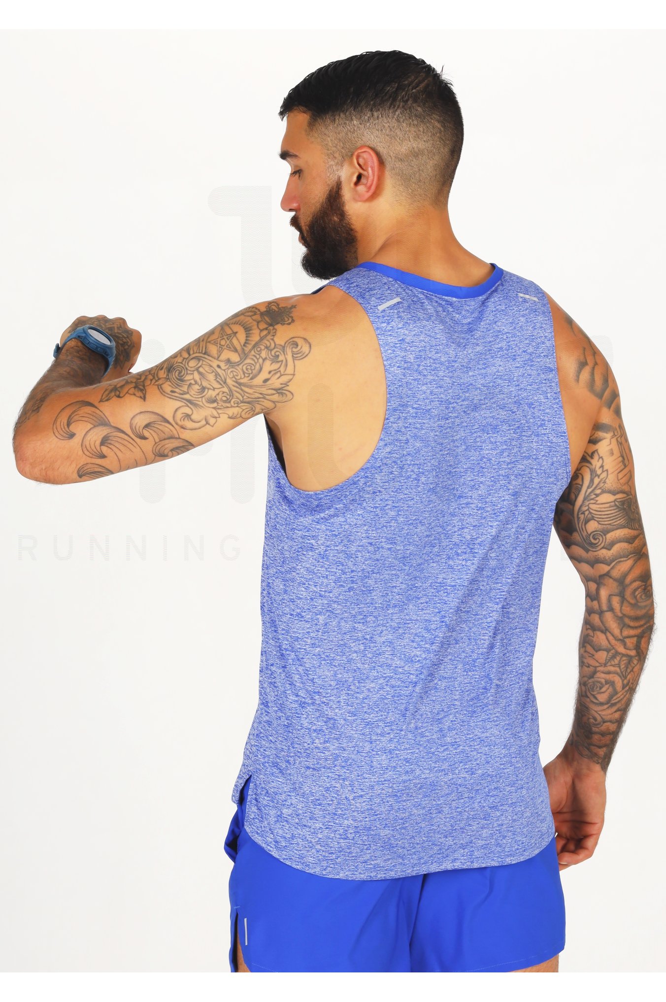 nike breathe rise 365 top