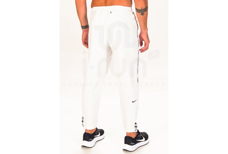 Nike Challenger Track Club Herren