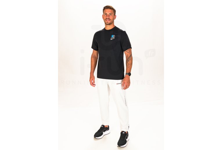 Nike Challenger Track Club Herren