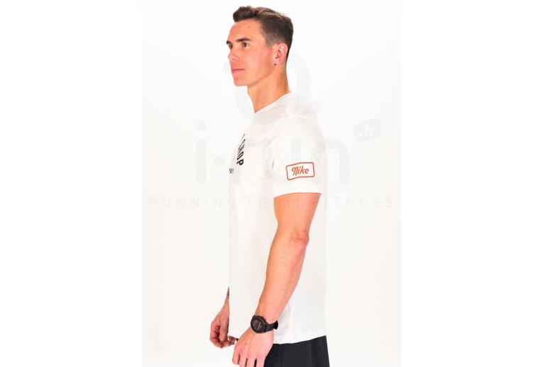 Nike camiseta manga corta Dri-Fit Body Shop