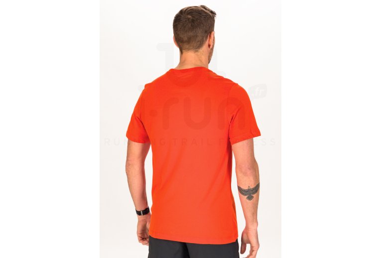 Nike Dri-Fit Body Shop