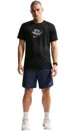 Nike Dri-Fit Challenger