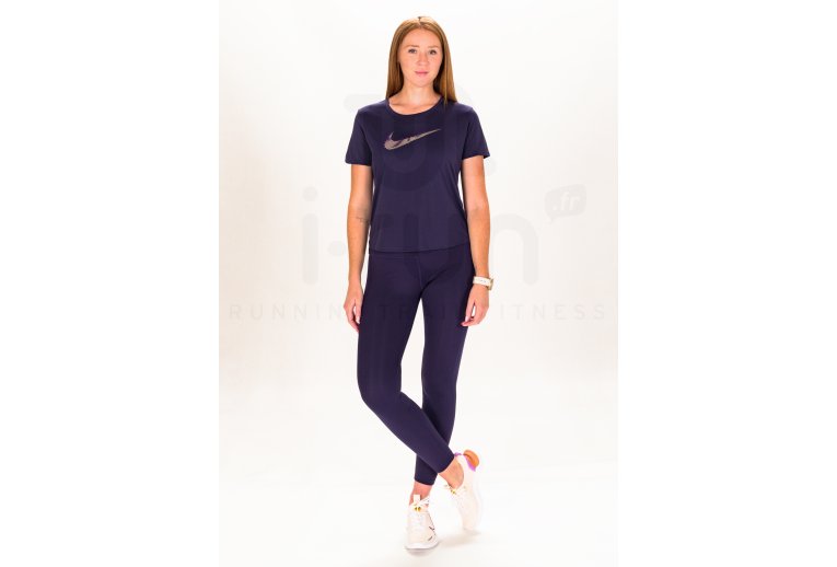 Nike Dri-Fit Swoosh