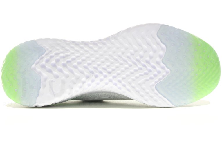 Nike Epic React Flyknit 2