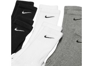 Nike Everyday Plus