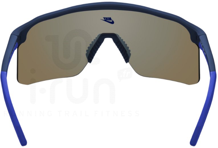 Nike Expedici�n Escudo