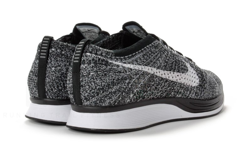 Nike Flyknit Racer