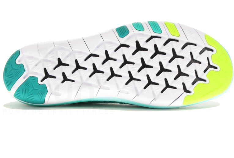 Nike Free Transform Flyknit