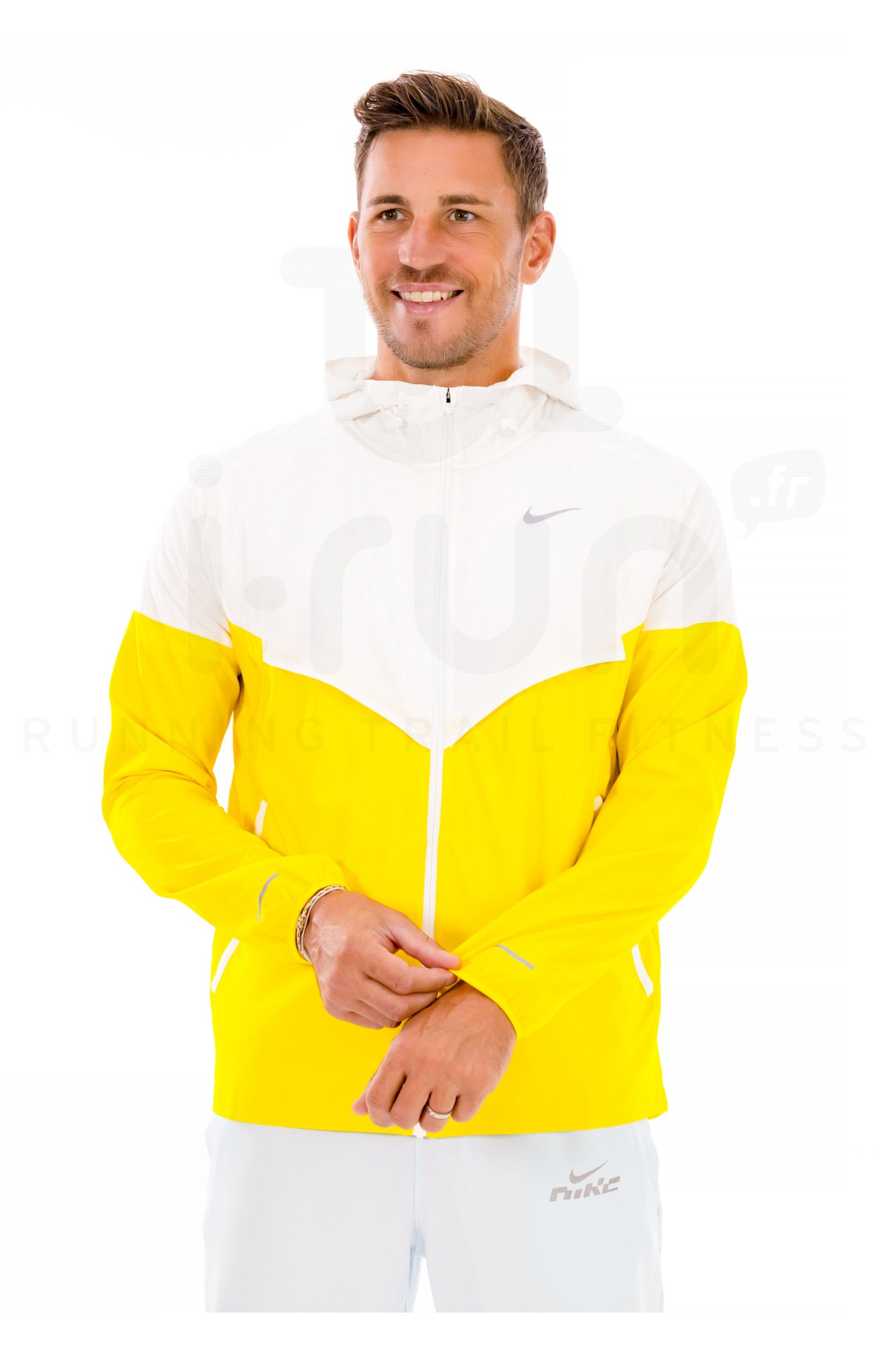 Nike Impossibly Light Windrunner