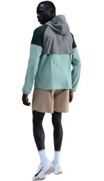 Nike Impossibly Light Windrunner