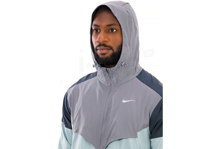 Nike Impossibly Light Windrunner