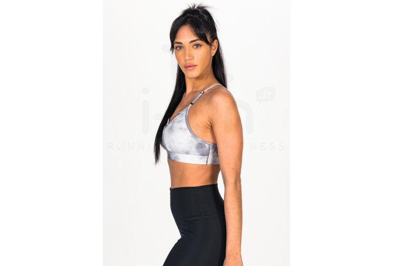 Nike Indy Icon Clash