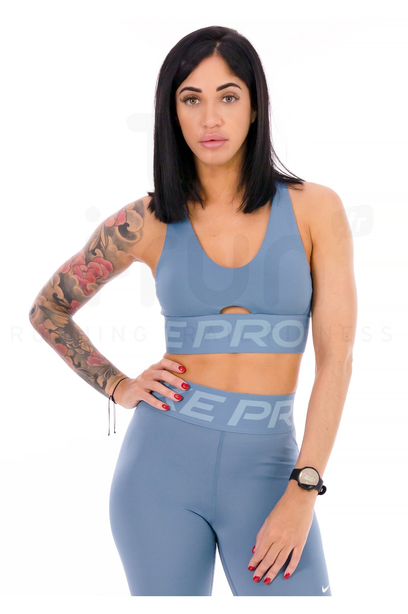 Nike Indy Plunge