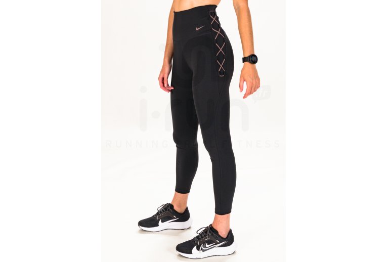 Nike One 7/8 Lace-Up