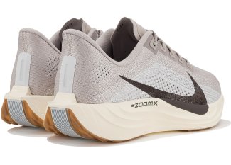 Nike Pegasus Plus
