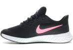 Nike Revolution 5